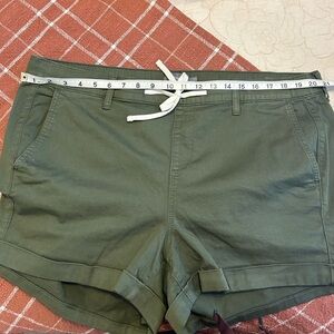 Torrid Camp Shorts NWOT